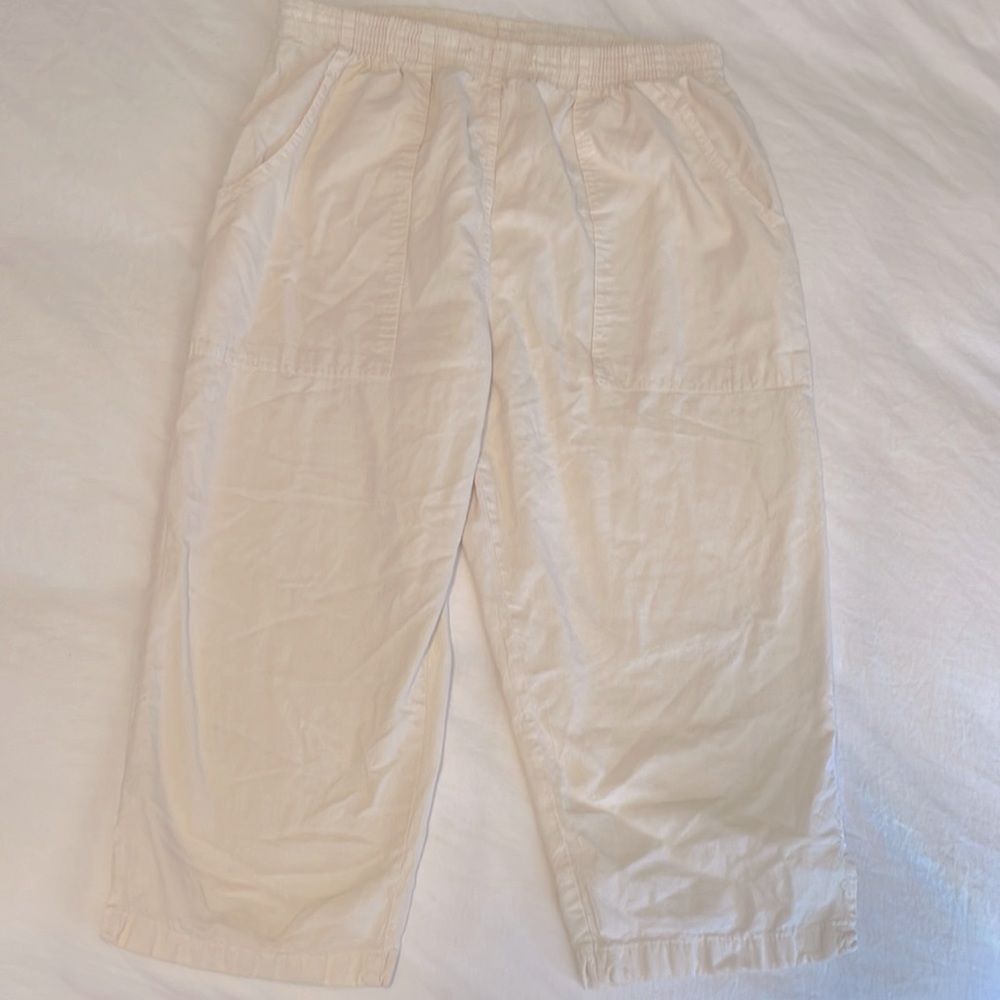 Off-white Vintage Linen Capris with Elastic Waist